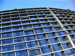 Kratka grila W 124 E Klasa