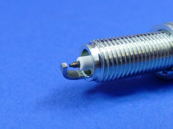 Świeca zapłonowa  Silniki  M 133, 270, 274, 276