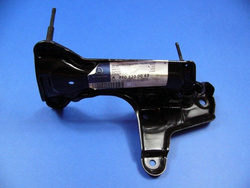 Uchwyt spręzarki  zawieszenia AIRMATIC  W 220