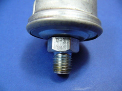 Czujnik ciśnienia  oleju W 124 W 201