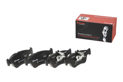 Klocki hamulcowe przód   R 170 W 202  C 208 W 210