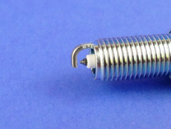 Świeca zapłonowa  Silniki  M 271 . .. KE 18 ML  W 203 W 204 W 207 W 209 W 211 W 212