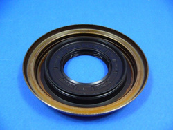 Uszczelniacz półosi mostu tylnego  śr. zew. 116 mm