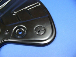 Osłona tarczy hamulcowej przednia prawa W 220