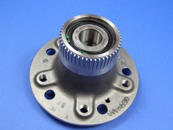 Piasta koła tylnego z łożyskiem  W 168 do 02/2001