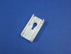 Spinka  lewa mocowania owiewki szyby  VITO 638 