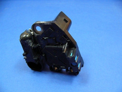 Regulator napięcia alternatora W 203 Kompresor