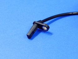 Czujnik  ABS przód  X 204 W 204