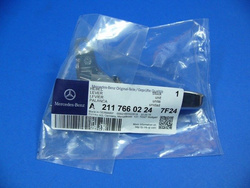 Klamka wew. otwierania drzwi przednie prawe   W 211 W 219