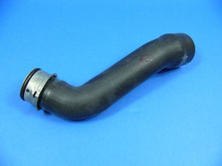 Przewód gumowy  dolny prawy  chłodnica SPRINTER 906 , 907