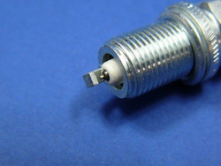 Świeca zapłonowa - Silnik M 112, M 113