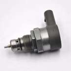 Zawór ciśnienia paliwa na listwie  SPRINTER 906  VIANO  VITO 639