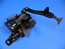 Uchwyt otwierania pokrywy silnika z zamkiem W 169