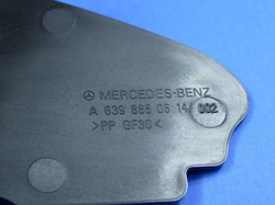 Uchwyt zderzaka przedni prawy  VIANO  VITO 639