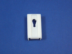 Spinka  lewa mocowania owiewki szyby  VITO 638 