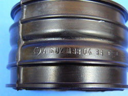 Łącznik gumowy kolektora ssącego W 202 2.5 TD W 210 2.9 TD