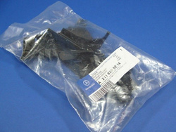 Uchwyty naprawcze lampy prawej   W 211 od 06/2005