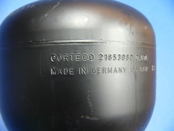 Akumulator  ciśnienia zawieszenia NIVO GRUSZKA  W124 W 140   W 202 W 203 W 210  CORTECO