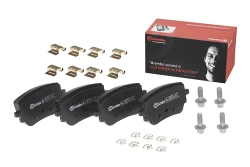 Klocki hamulcowe tylne C 118 X 118 W 177 H 247 X 247 AMG 45