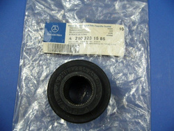 Tuleja wew. stabilizatora W 210 27,5 mm