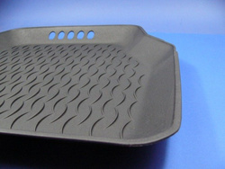 Dywanik pasażera z tyłu W 124