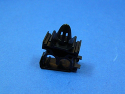 Uchwyt / spinka  przewodu paliwowego CDI  W 202  W 203 W 210 W 220 SPRINTER VITO 638  JEEP 2.7 CRD