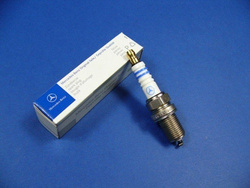 Świeca zapłonowa W 124 W 129  W 140 W 202 W 208  210 W 463 SPRINTER 