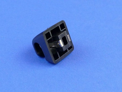 Uchwyt mocowania rolety przeciwsłonecznej "CZARNY"  W 124