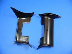 Osłona prawa  zawiasu  lusterka  CRAFTER SPRINTER 906