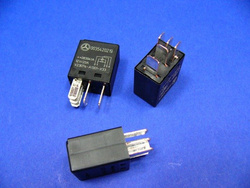 Przekaźnik 12V / 20A  W 163 W 463  VITO 638 VITO 447 SPRINTER 