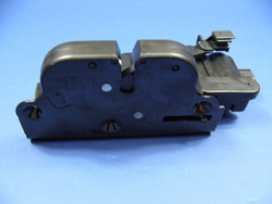 Zamek tylnej klapy VITO 639 VIANO