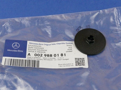 Nakrętka plastikowa  mocowania nadkoli  VITO 639