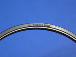 Pierścień  impulsów ABS  X 204 W 204 W 207 W 211 W 212 C 218 W 219 W 221 R 230 